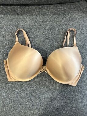 Victoria's Secret Nude bombshell bra
